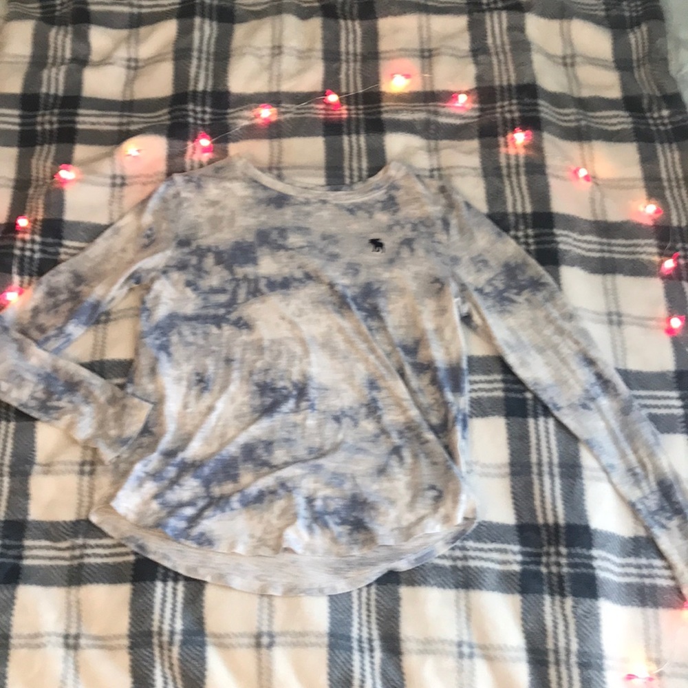 blue and gray long sleeve -abercrombie kids- 15/16